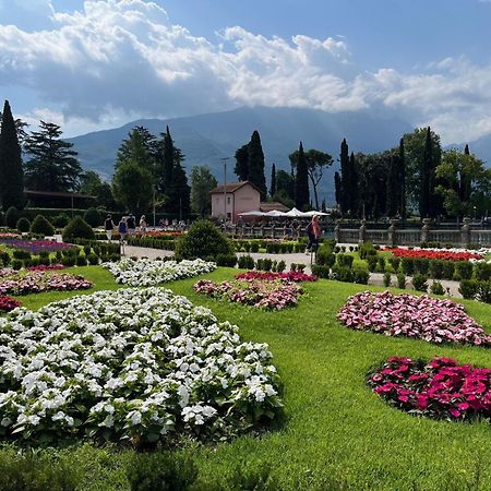 Palazzo Riccamboni Apartment Riva del Garda Luaran gambar