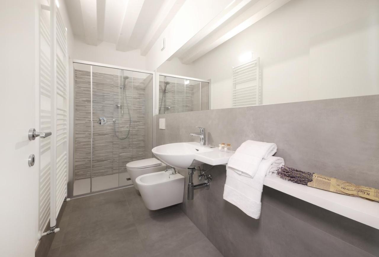 Palazzo Riccamboni Apartment Riva del Garda Luaran gambar