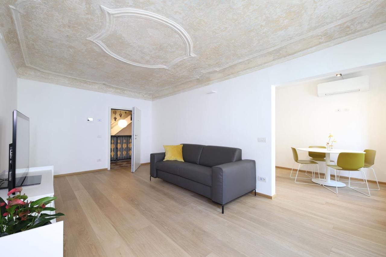 Palazzo Riccamboni Apartment Riva del Garda Luaran gambar
