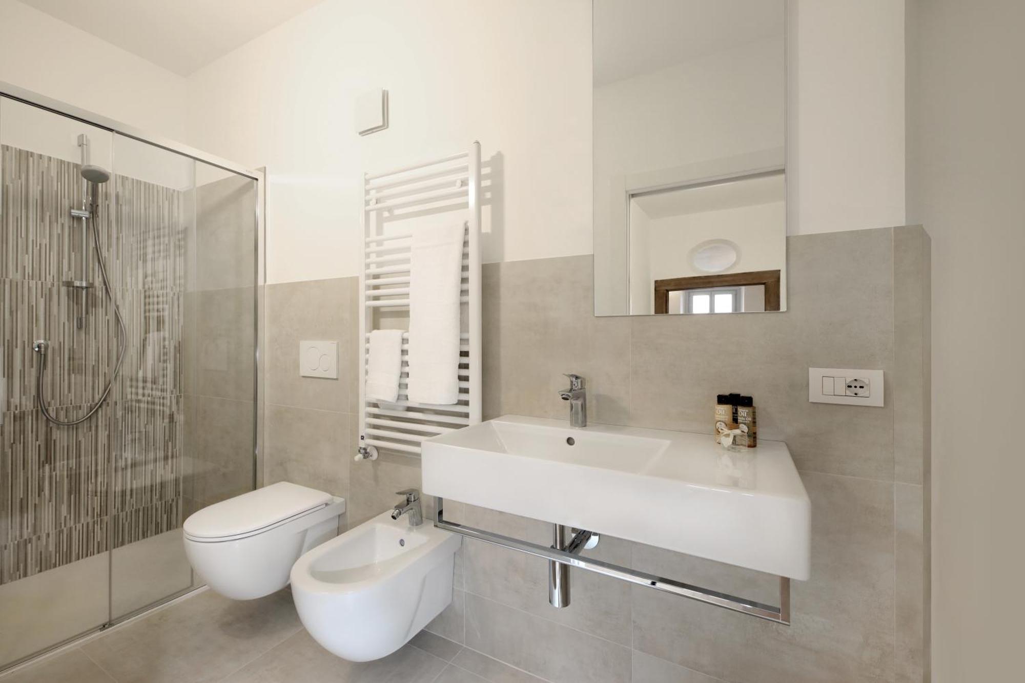Palazzo Riccamboni Apartment Riva del Garda Luaran gambar