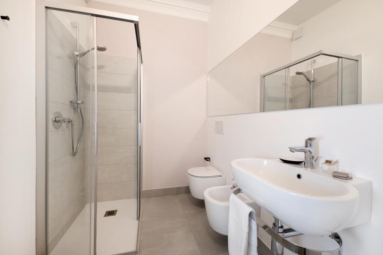 Palazzo Riccamboni Apartment Riva del Garda Luaran gambar