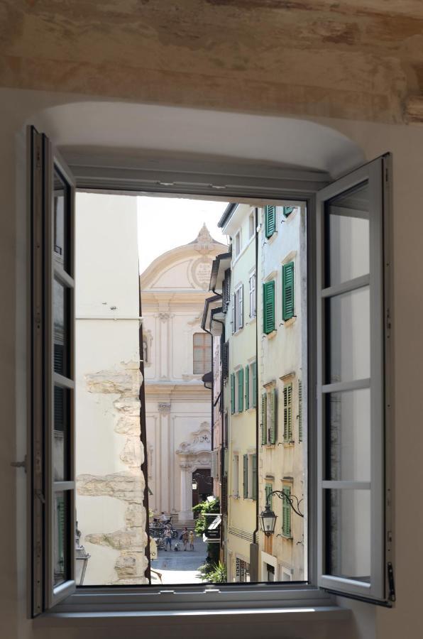 Palazzo Riccamboni Apartment Riva del Garda Luaran gambar
