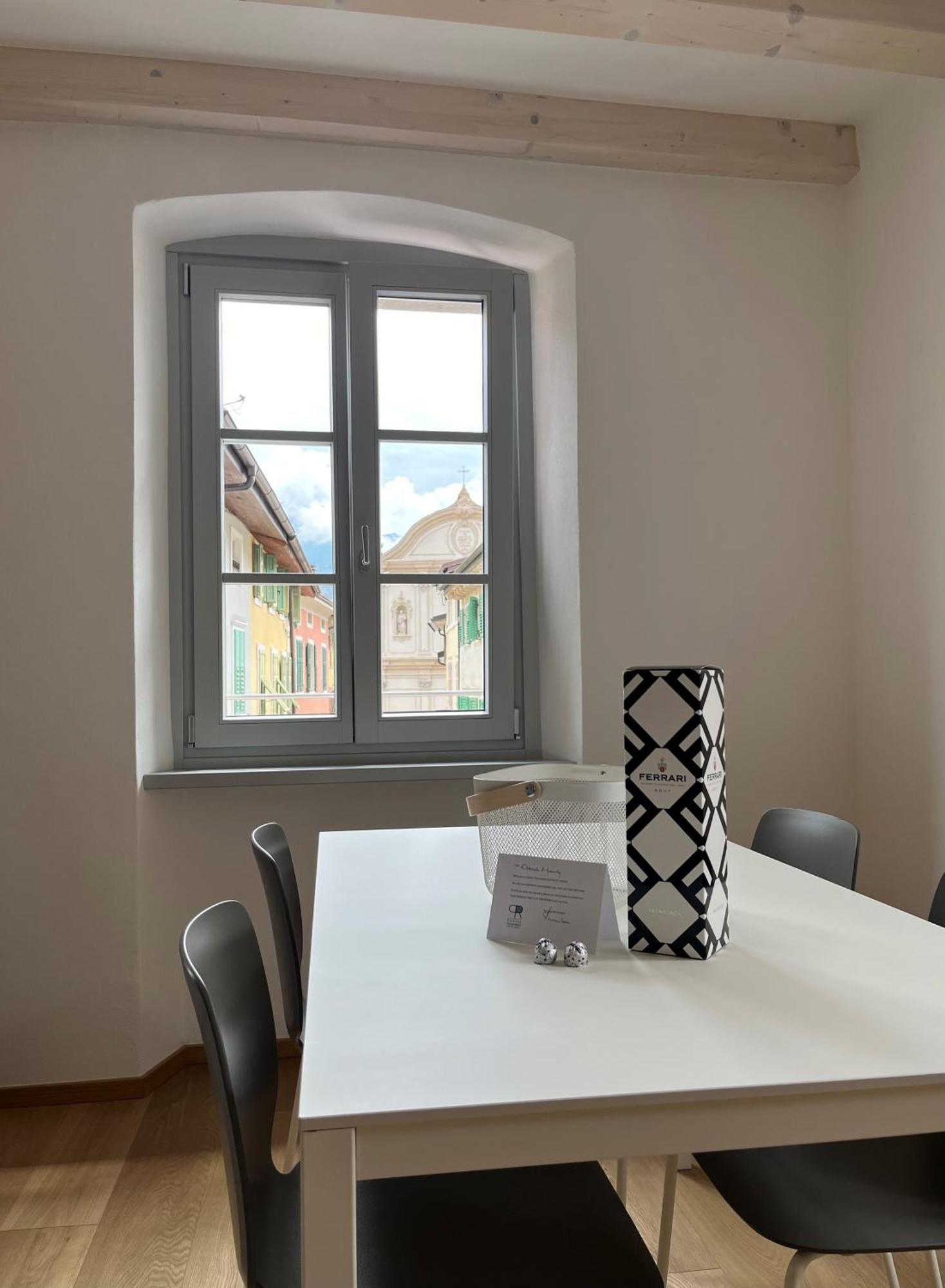 Palazzo Riccamboni Apartment Riva del Garda Luaran gambar